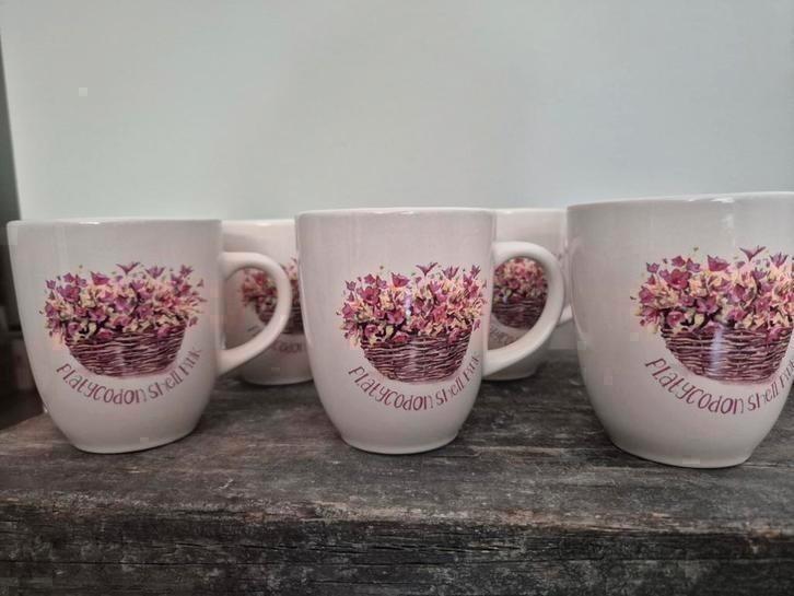 6 mokken Jet ter Steege platycodon shell pink, Huis en Inrichting, Keuken | Servies, Nieuw, Overige stijlen, Aardewerk, Ophalen of Verzenden