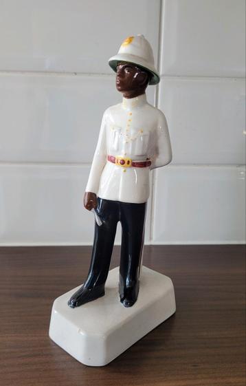 Zeldzaam Bols kruikje / "Bahamas Policeman" Zenith Gouda beschikbaar voor biedingen