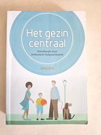 Het gezin centraal Arjan Bolt, Ophalen of Verzenden, Gelezen