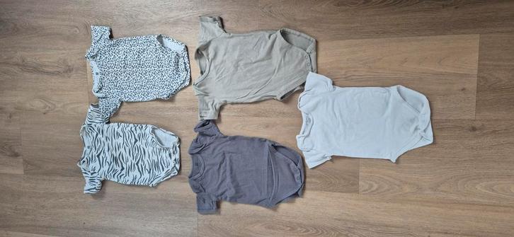 5 rompers maar 74/80, Kinderen en Baby's, Babykleding | Maat 74, Gebruikt, Jongetje of Meisje, Nacht- of Onderkleding, Ophalen of Verzenden