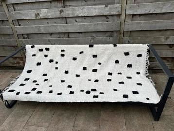 Vloerkleed 170x120 ZGAN beschikbaar voor biedingen