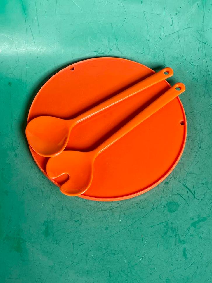 Retro opscheplepels slabestek set van 2 Mepal Rosti oranje, Huis en Inrichting, Keuken | Bestek, Zo goed als nieuw, Bestekset