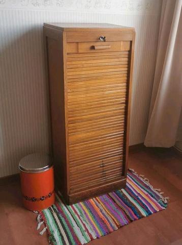 Vintage Kast Archiefkast Roldeur Eiken Design ladenkast 

 beschikbaar voor biedingen