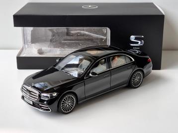 1:18 Norev Mercedes-Benz S-klasse V223 Onyxschwarz Dealer beschikbaar voor biedingen