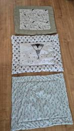 3 boxkleden ca 90 x 75 cm, wit groen ,zwart wit, Ophalen of Verzenden, Zo goed als nieuw
