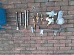 Gasmeter aansluitset met beugel en B-kleppen apart te koop, Ophalen of Verzenden, Gebruikt