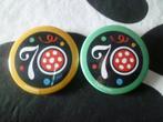 2 buttons EFETLING 70, Ophalen of Verzenden, Zo goed als nieuw, Button of Speldje