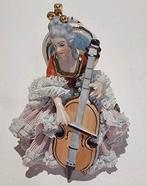 Dresden lace porseleinen beeldje, Ophalen of Verzenden