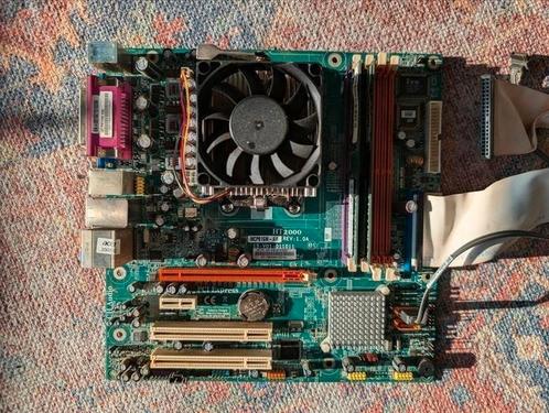 MCP61SM-AM Moederbord met HT2000, Computers en Software, Moederborden, Zo goed als nieuw, Overige typen, DDR2, Ophalen of Verzenden