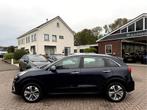 Kia e-Niro DynamicLine 64 kWh 3-Fase, Warmtepomp, Camera, Ap, Gebruikt, Zwart, 1712 kg, Leder en Stof