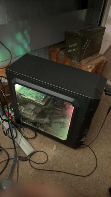 Game pc beschikbaar voor biedingen