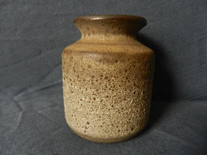 Cilindrisch vaasje beige grijs lava glazuur Ravelli h 9,1 cm, Antiek en Kunst, Antiek | Keramiek en Aardewerk, Ophalen of Verzenden