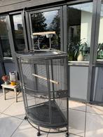 Strong villa Nadia xl papegaaienkooi kwartrond hoekmodel, Dieren en Toebehoren, Ophalen, Zo goed als nieuw, Metaal, Vogelkooi