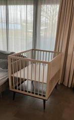 Quax Flow Stone box, Kinderen en Baby's, Boxen, Ophalen, Zo goed als nieuw