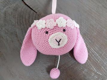 Muziekdoosje konijn. Rose/wit.
 beschikbaar voor biedingen