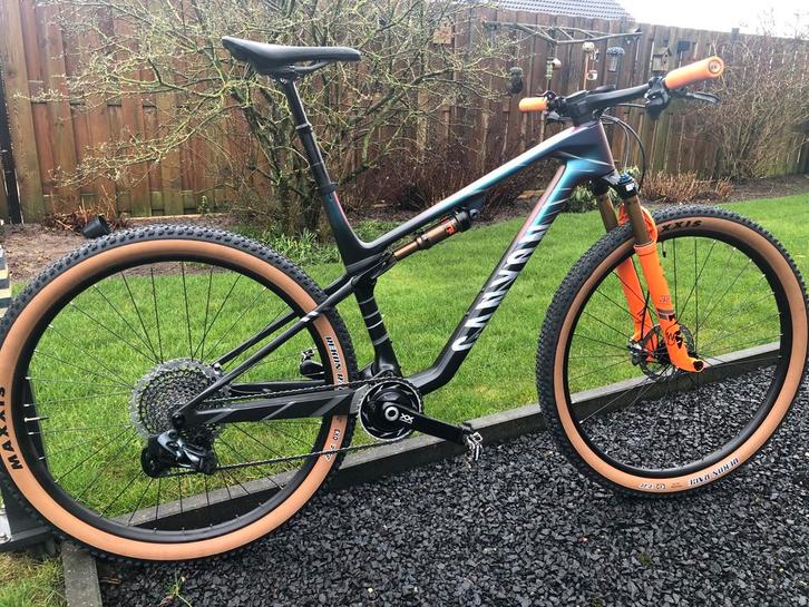 Canyon Lux World Cup CFR, Fietsen en Brommers, Fietsen | Mountainbikes en ATB, Zo goed als nieuw, Overige merken, 53 tot 57 cm
