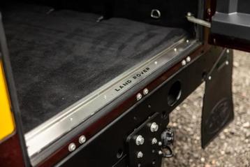 Luxe stainlessteel instaplijst achterdeur Landrover defender beschikbaar voor biedingen