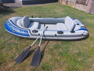 Intex Excursion 4 beschikbaar voor biedingen