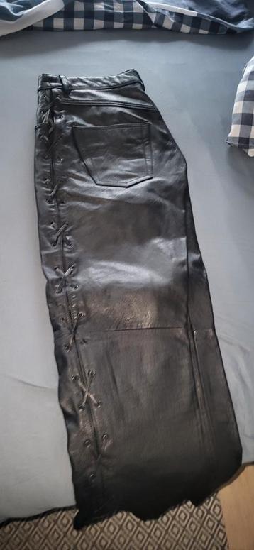 Diversen motor kleding beschikbaar voor biedingen