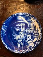 Delfsblauw wandbord man met pijp boch freses, Antiek en Kunst, Antiek | Wandborden en Tegels, Ophalen of Verzenden