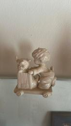 Hummel Goebel beeldje jongen met hond - Charlot Byj, Verzamelen, Ophalen of Verzenden, Zo goed als nieuw, Hummel