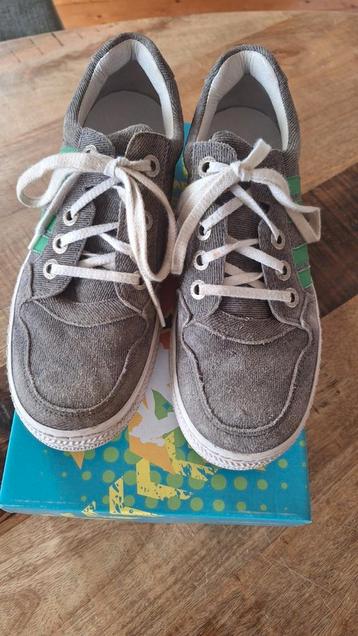 Grijze sneakers maat 37, Piedro beschikbaar voor biedingen