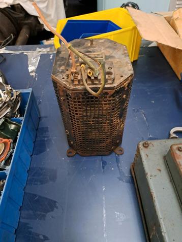 Regulateur 1952 beschikbaar voor biedingen
