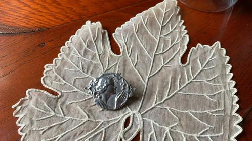 ZO MOOIE ANTIEKE ART NOUVEAU ZILVEREN BROCHE A MUCHA STIJL, Sieraden, Tassen en Uiterlijk, Antieke sieraden, Broche, Zilver, Ophalen of Verzenden
