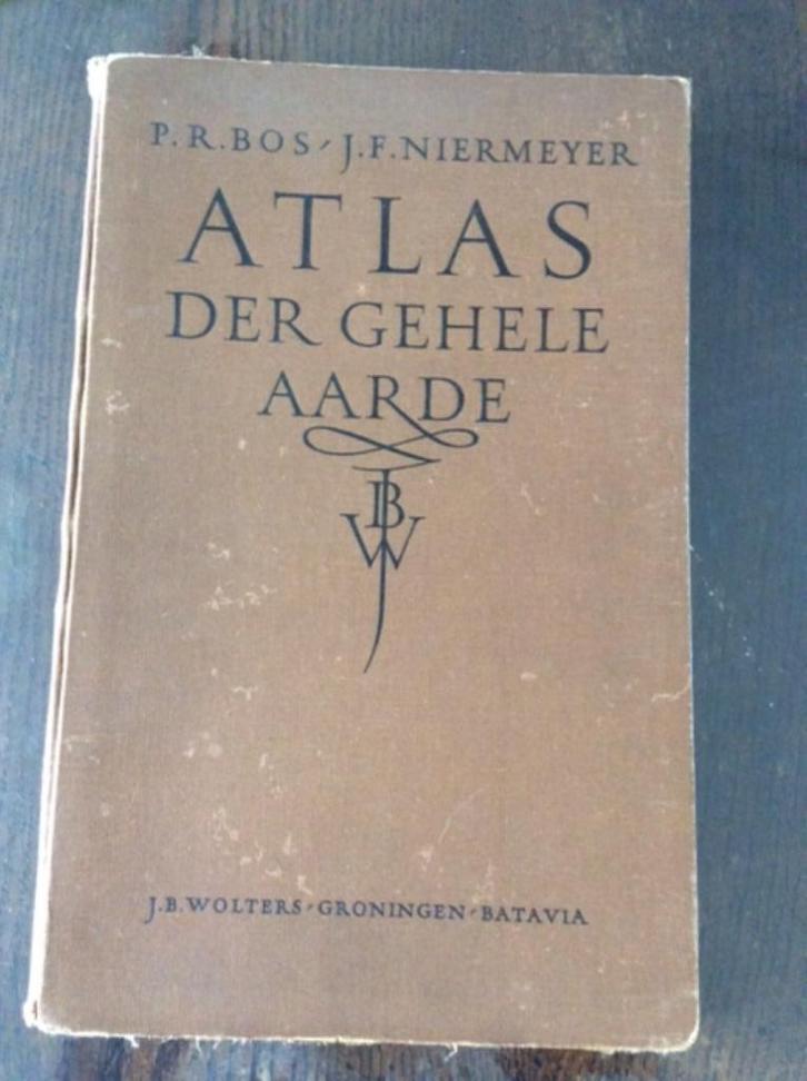 Bos atlas der gehele aarde 37e druk uit 1947 -pracht exempl., Boeken, Atlassen en Landkaarten, Gelezen, Bosatlas, Wereld, 1800 tot 2000