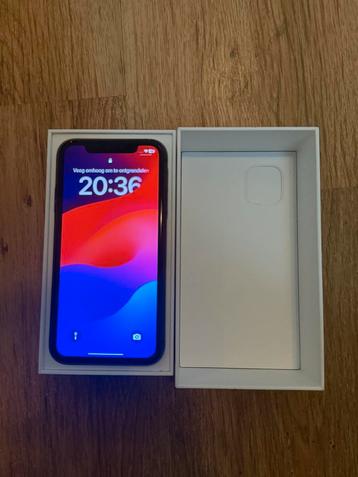 Apple IPhone 11 128 GB telefoon in goede staat beschikbaar voor biedingen