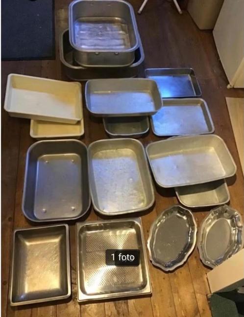 14 diverse (slagers) schalen,, Huis en Inrichting, Keuken | Keukenbenodigdheden, Gebruikt, Ophalen of Verzenden