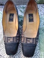 Vintage Fendi Pumps Originele 39, Kleding | Dames, Schoenen, Ophalen of Verzenden, Zo goed als nieuw