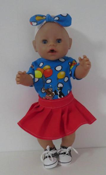 poppenkleertjes babypop born 43cm (plooirok setje ) beschikbaar voor biedingen