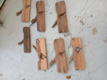 antieke schaven beschikbaar voor biedingen