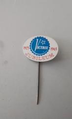 Speldje Vitrix 40 jarig jubileum, Ophalen of Verzenden, Zo goed als nieuw, Merk, Speldje of Pin