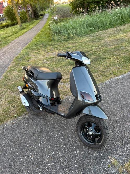 Puch zip type 3, Fietsen en Brommers, Scooters | Piaggio, Zo goed als nieuw, Zip, Ophalen of Verzenden