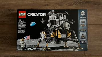 LEGO creator Apollo 11 maanlander 10266 beschikbaar voor biedingen