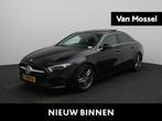 Mercedes-Benz A-klasse 180 Business Solution Luxury | Panora, Auto's, 136 pk, 4 cilinders, Zwart, Origineel Nederlands