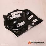 Bevestigingspunt Mercedes A-klasse W176  A1766301000, Gebruikt, Mercedes-Benz, Ophalen of Verzenden, Mercedes-Benz