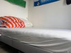 Bed + Matress, Ophalen, Zo goed als nieuw, Eenpersoons