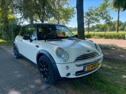 Mini 1.6 16V Cooper 2005 Wit, Auto's, Mini, Particulier, Cooper, ABS, Airbags, Airconditioning, Boordcomputer, Centrale vergrendeling