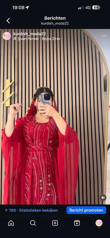 Kurdish Jurk - Prachtige Traditionele Stijl beschikbaar voor biedingen