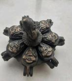 Tika-object uit Nepal , etnische metaalkunst, Ophalen