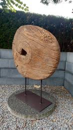 Deco wagenwiel op voet., Ophalen