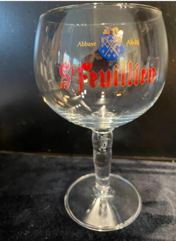 6 nieuwe St. Feuillien Bierglazen op Voet 33cl beschikbaar voor biedingen