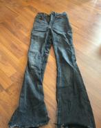 Stradivarius flared jeans met split maat 32, Verzenden, Zwart, Zo goed als nieuw, W27 (confectie 34) of kleiner