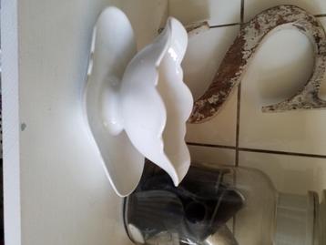Brocante  saus kommetje klein formaat beschikbaar voor biedingen