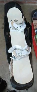 Snowboard santa cruz 150 met button bindingen, Ophalen, Gebruikt, Board