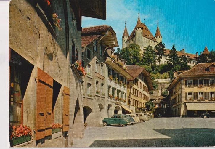 Zwitserland Thun met auto's , Austin A70 Hampshire, Verzamelen, Ansichtkaarten | Buitenland, Gelopen, Overig Europa, 1960 tot 1980