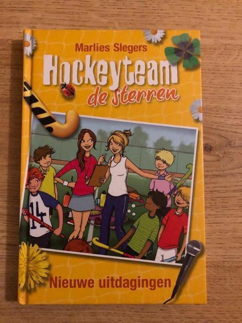 Hockeyclub De Sterren : nieuwe uitdagingen Marlies Slegers, Boeken, Kinderboeken | Jeugd | onder 10 jaar, Zo goed als nieuw, Fictie algemeen